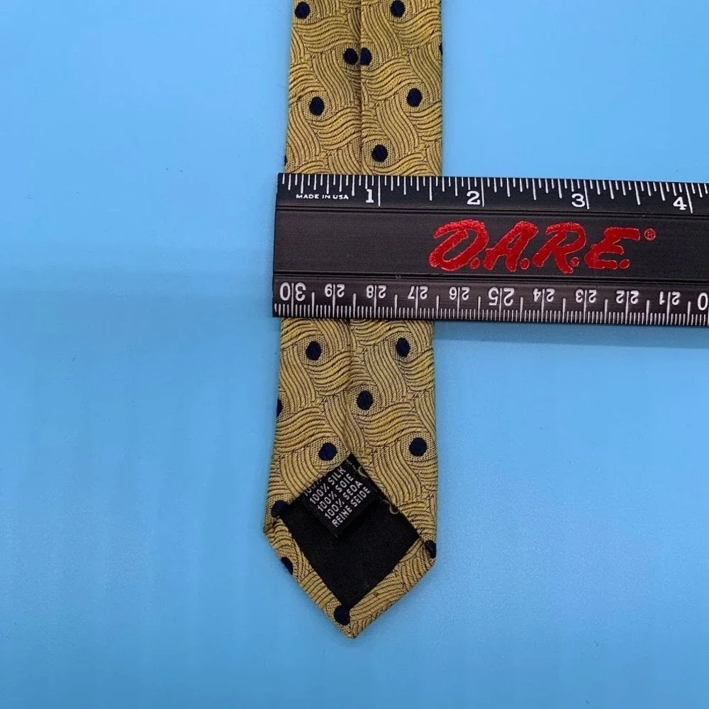 Vintage Bachrach Gold Polka Dot Patterned Men's Classic‎ Silk Neck Tie